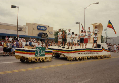 Download the full-sized image of Houston Gay Pride parade