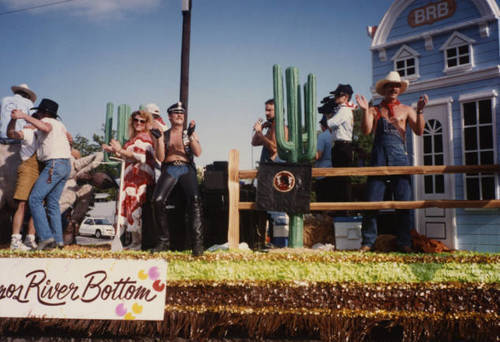 Download the full-sized image of Houston Gay Pride parade