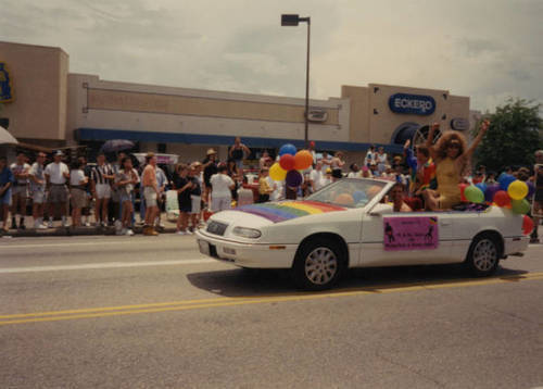 Download the full-sized image of Houston Gay Pride parade